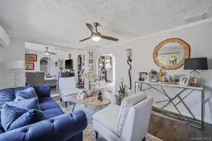 8 Evergreen Ave, Brentwood, NY 11717 - Photo 14