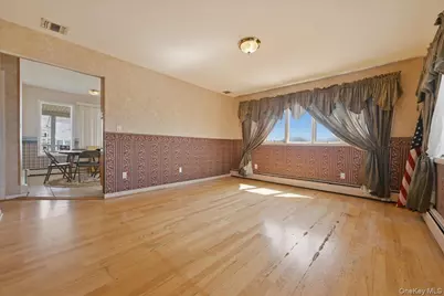 955 S Long Beach Avenue, Freeport, NY 11520 - Photo 4