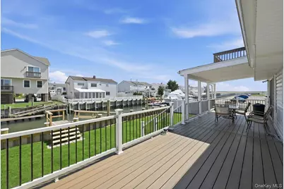 955 S Long Beach Avenue, Freeport, NY 11520 - Photo 30