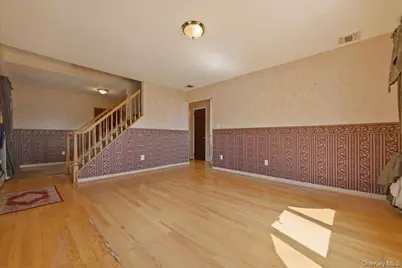 955 S Long Beach Avenue, Freeport, NY 11520 - Photo 6