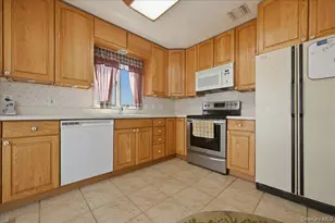 955 S Long Beach Ave, Freeport, NY 11520 - Photo 12