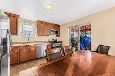 2515 Woodhull Avenue, Bronx, NY 10469 - Photo 20