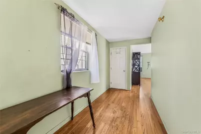 2515 Woodhull Avenue, Bronx, NY 10469 - Photo 16