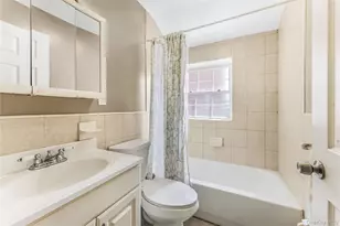 2515 Woodhull Ave, Bronx, NY 10469 - Photo 10