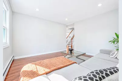 61 Cheshire Road, Bethpage, NY 11714 - Photo 8