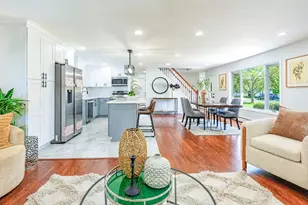 61 Cheshire Rd, Bethpage, NY 11714 - Photo 6