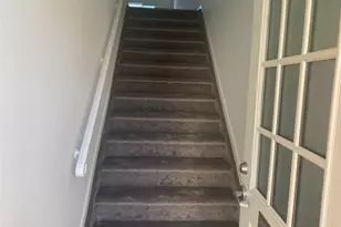 520 Dawson Ln, Jericho, NY 11753 - Photo 4