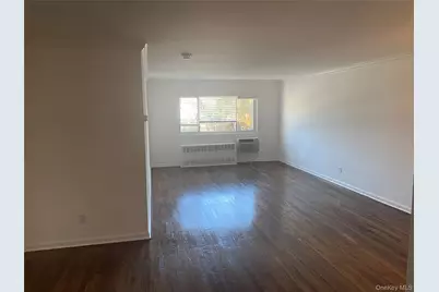 520 Dawson Lane, Jericho, NY 11753 - Photo 8