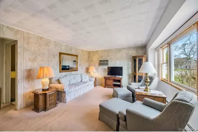 200 Victory Drive, Massapequa Park, NY 11762 - Photo 10