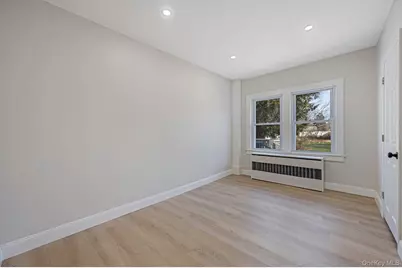 17 Riverside Street, Amityville, NY 11701 - Photo 12