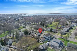 17 Riverside St, Amityville, NY 11701 - Photo 38