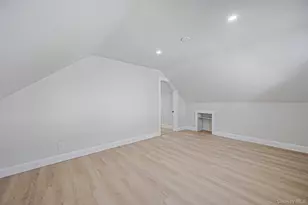 17 Riverside St, Amityville, NY 11701 - Photo 24