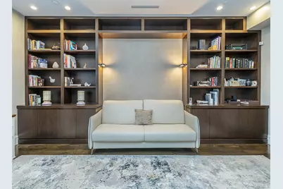 155 Estate Court, Roslyn Heights, NY 11577 - Photo 24