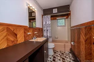 167 Maple Ave, East Meadow, NY 11554 - Photo 14