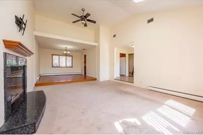 167 Maple Avenue, East Meadow, NY 11554 - Photo 4
