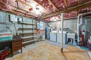 195 N Centre Ave, Rockville Centre, NY 11570 - Photo 20