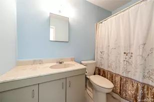 195 N Centre Ave, Rockville Centre, NY 11570 - Photo 18