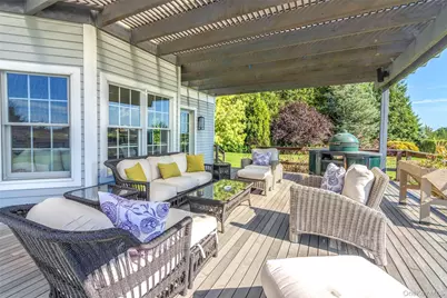 350 Laurel Way, Laurel, NY 11948 - Photo 32