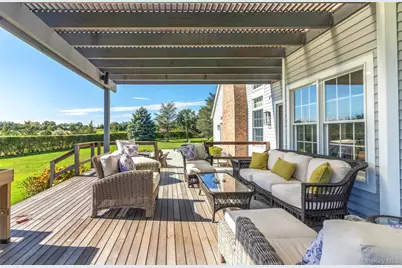 350 Laurel Way, Laurel, NY 11948 - Photo 34
