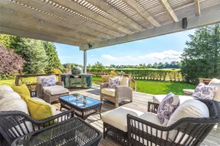 350 Laurel Way, Laurel, NY 11948 - Photo 32