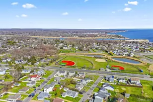 345 Durkee Ln, Patchogue, NY 11772 - Photo 46