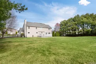 6 Mimosa St, Miller Place, NY 11764 - Photo 34