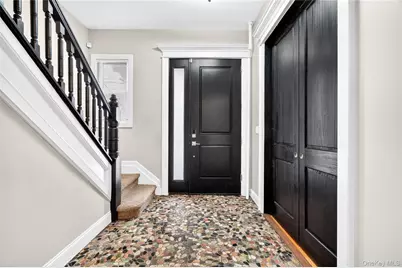 240 S 10th Avenue, Mount Vernon, NY 10550 - Photo 6