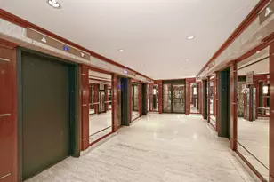 269-10 Grand Central Pkwy, Floral Park, NY 11005 - Photo 4