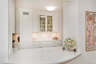 269-10 Grand Central Pkwy, Floral Park, NY 11005 - Photo 22