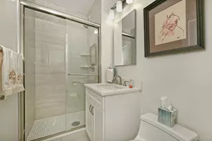 269-10 Grand Central Pkwy, Floral Park, NY 11005 - Photo 32