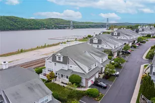 126 Hudson Pointe Dr, Poughkeepsie, NY 12601 - Photo 40