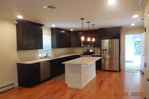 230 Expressway Dr N, Medford, NY 11763 - Photo 8