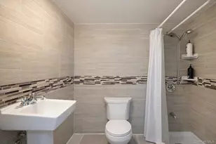 70-37 72nd Pl, Glendale, NY 11385 - Photo 6