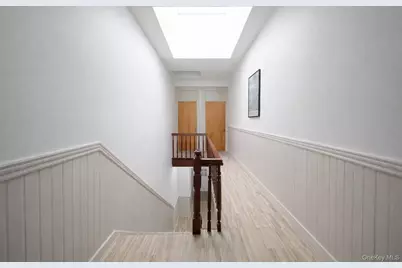 7037 72nd Place, Glendale, NY 11385 - Photo 16