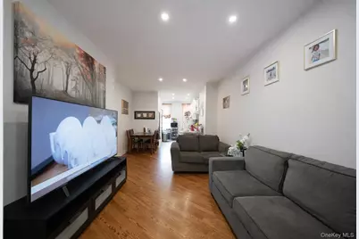 7037 72nd Place, Glendale, NY 11385 - Photo 8