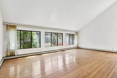 20 High Point Lane, Scarsdale, NY 10583 - Photo 4