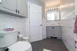 107 Acorn Wy, Malverne, NY 11565 - Photo 18