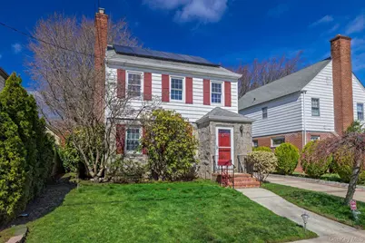 107 Acorn Way, Malverne, NY 11565 - Photo 2