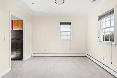 250 West Avenue, Patchogue, NY 11772 - Photo 4