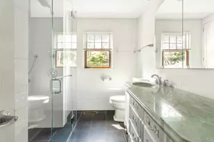 350 Eastwood Dr, Cutchogue, NY 11935 - Photo 16