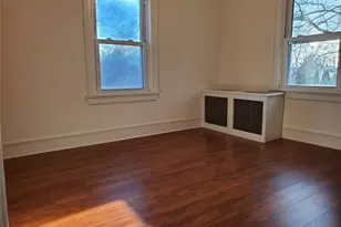 40 Amity St, Patchogue, NY 11772 - Photo 8