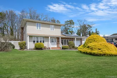 51 Wexford Drive, Oakdale, NY 11769 - Photo 1