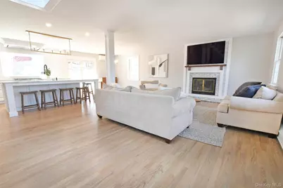 102 Longfellow Lane, Port Jefferson, NY 11777 - Photo 8