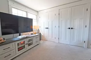 102 Longfellow Ln, Port Jefferson, NY 11777 - Photo 28