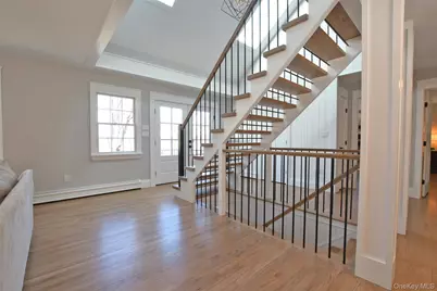 102 Longfellow Lane, Port Jefferson, NY 11777 - Photo 18