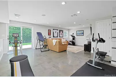 20 Robbins Road, Pleasantville, NY 10570 - Photo 32