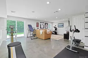 20 Robbins Rd, Pleasantville, NY 10570 - Photo 32
