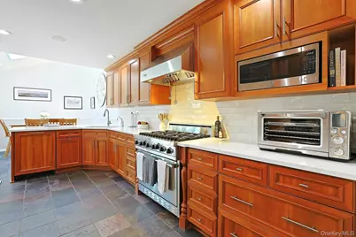 20 Robbins Road, Pleasantville, NY 10570 - Photo 12