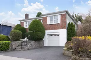 34 Deshon Ave, Bronxville, NY 10708 - Photo 24