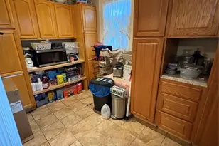 104-09 189th St, Saint Albans, NY 11412 - Photo 10